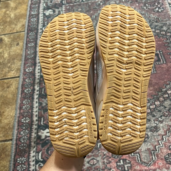 Women’s Reebok nanos - size 8.5 - Picture 3 of 4